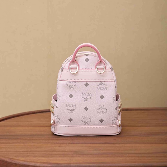 MCM スターク ライトミストピンク Xミニ クラシックモノグラム ピンク MMK6SVE92CO001 サイズ:21x17.5x10cm