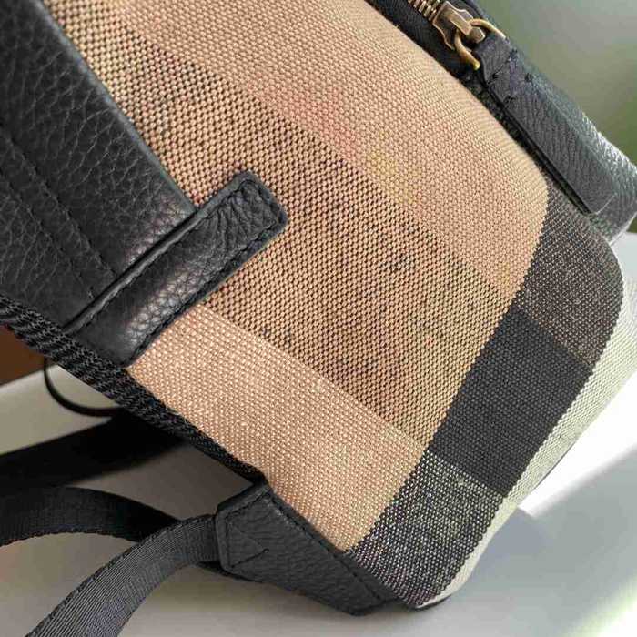 Burberry キャンバス タータンチェック リュック タータンチェック ブラウン 891155 サイズ:40x30cm