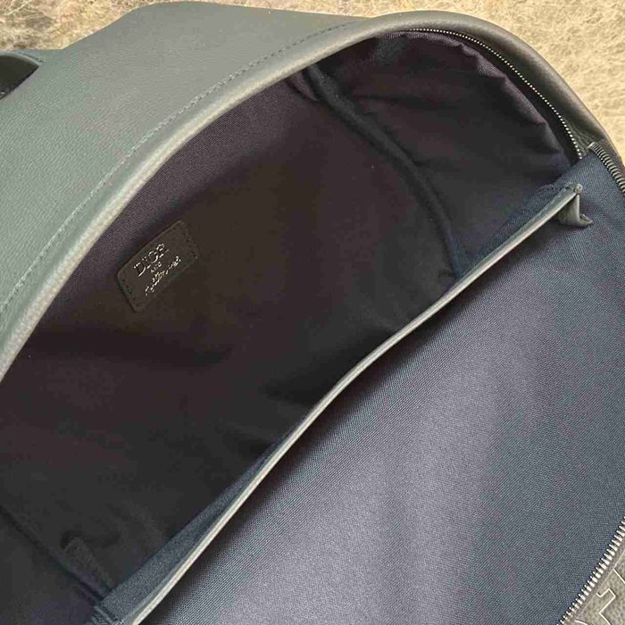 Dior ライダー 2.0 ジッパー リュック オールレザー ネイビー 1ESBA一93328 サイズ:43x32x19cm