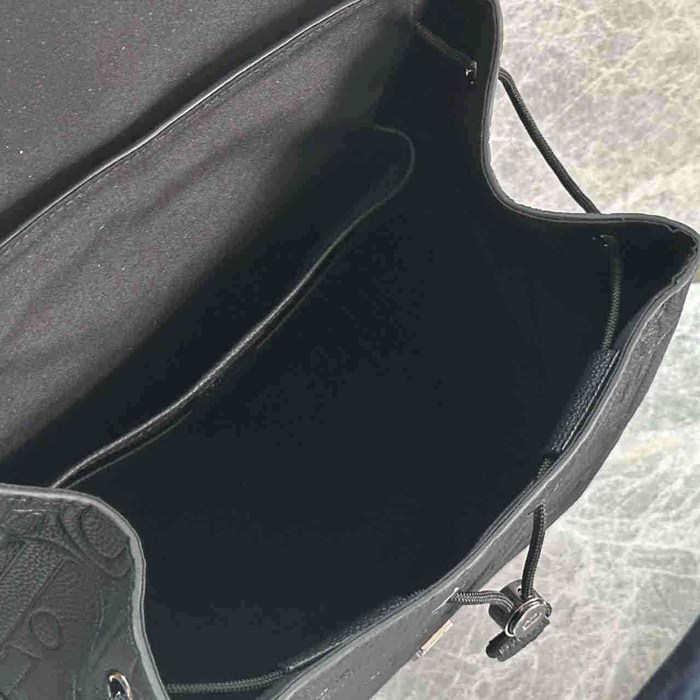 Dior ディオールデイリー フラップ リュック オールレザー ブラック 1ESBA231LLG_93928 サイズ:41.5x30.5x15.5cm