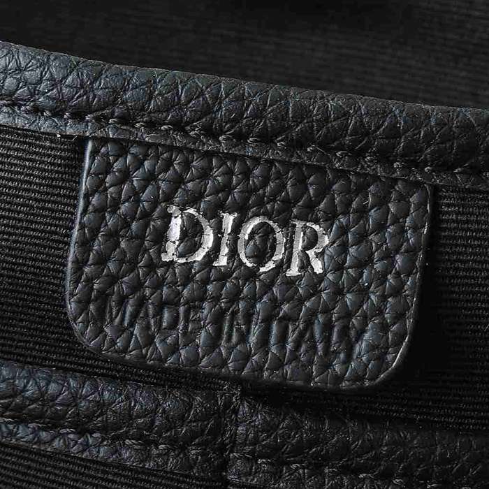 Dior ディオールデイリー フラップ リュック オールレザー ブラック 1ESBA231LLG サイズ:41.5x30.5x15.5cm