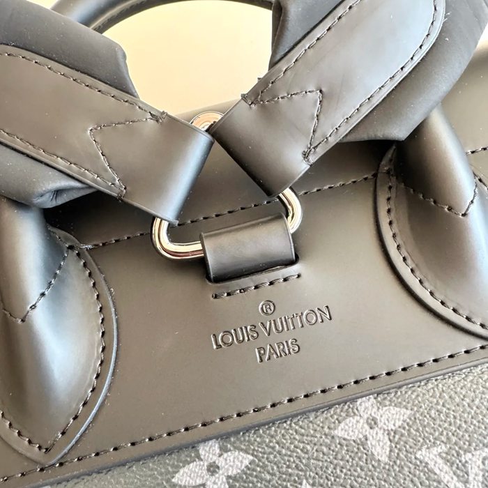 Louis Vuitton スチーマー リュック オールレザー ブラック M44052 サイズ:45x32x16cm
