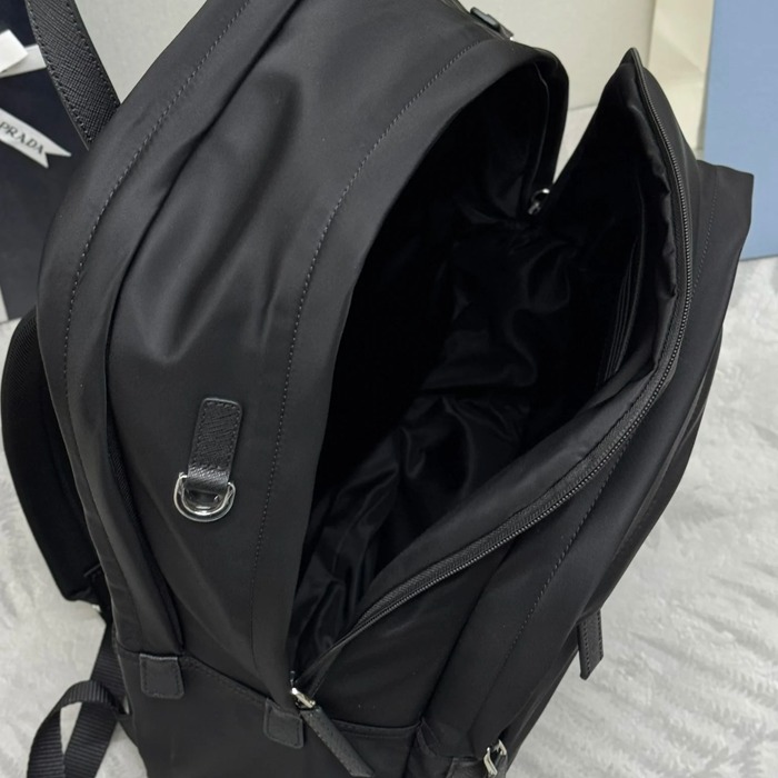 Prada クラシック リュック クロスカーフレザー ブラック 2VH048 サイズ:43.5x31x20cm