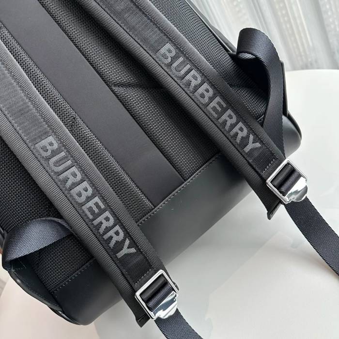 Burberry ヴィンテージタータンチェック ナイロン リュック タータンチェック ブラウン 1091 サイズ:42.5x30.5x14.5cm
