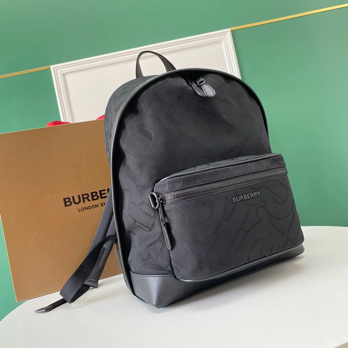 Burberry 最新 リュック タータンチェック ブラウン 5491 サイズ:42.5x30.5x14.5cm