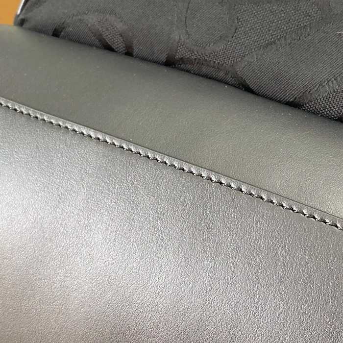 Burberry 最新 リュック タータンチェック ブラウン 5491 サイズ:42.5x30.5x14.5cm