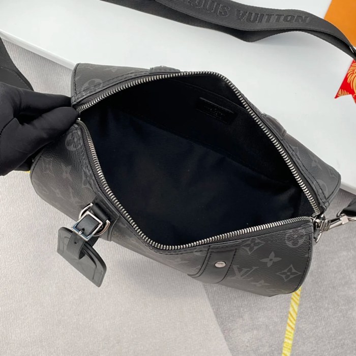 Louis Vuitton 图案 トラベルバッグ モノグラム ブラック M45936 サイズ:27x17x13cm