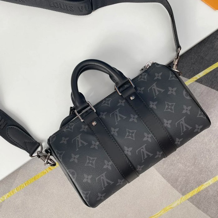 Louis Vuitton 图案 トラベルバッグ モノグラム ブラック M46271 サイズ:25x15x11cm