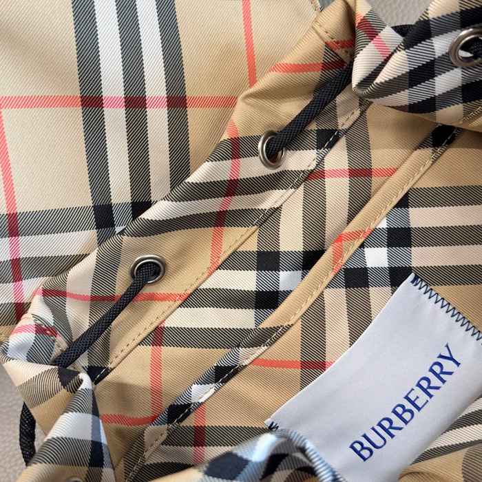 Burberry 最新タータンチェック リュック タータンチェック サンド 4831 サイズ:40x27x17cm