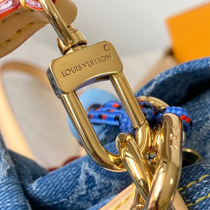 Louis Vuitton モンソリー カルゴ リュック 原厂面料 ブラック M27330 サイズ:32x30.5x16cm