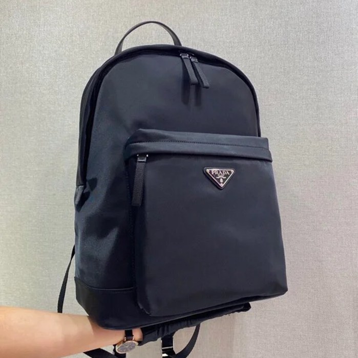 Prada リュック サフィアーノレザー ブラック 0382 サイズ:39x29x16cm