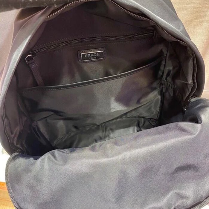 Prada リュック サフィアーノレザー ブラック 0382 サイズ:39x29x16cm