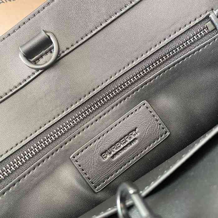 BURBERRY ロゴトート サイズ:37.5x35.5x15cm
