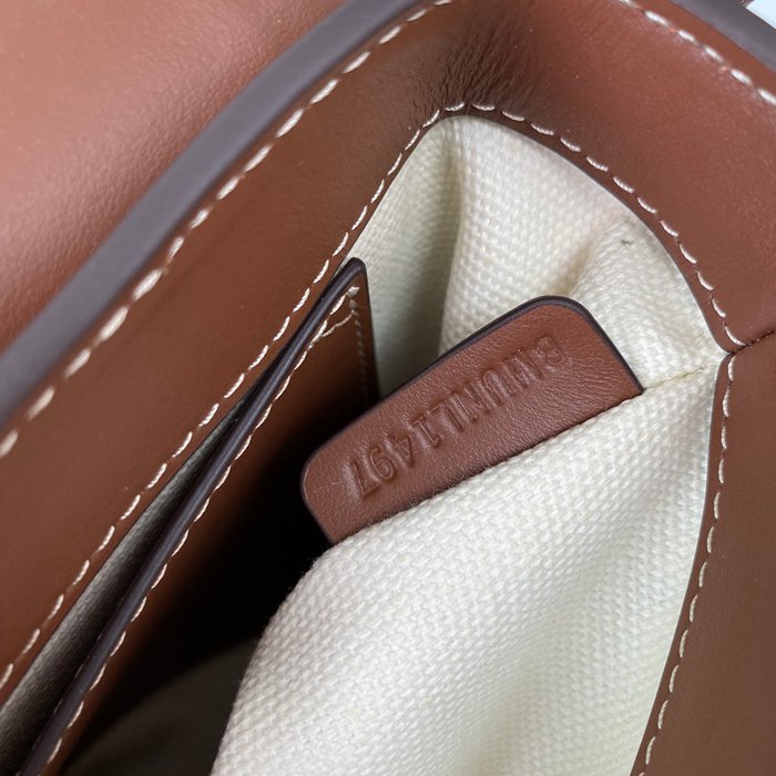 BURBERRY 9061 斜め掛け サイズ:25x18x8.5cm