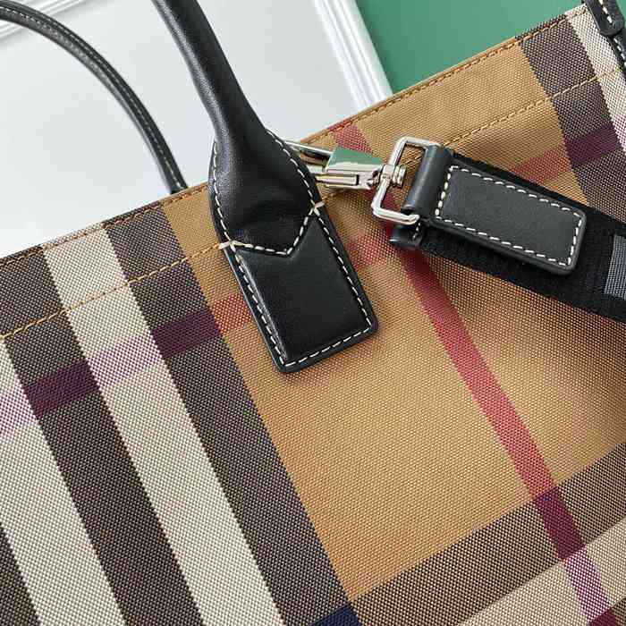 BURBERRY チェックトラベルバッグ サイズ:45x34x19cm