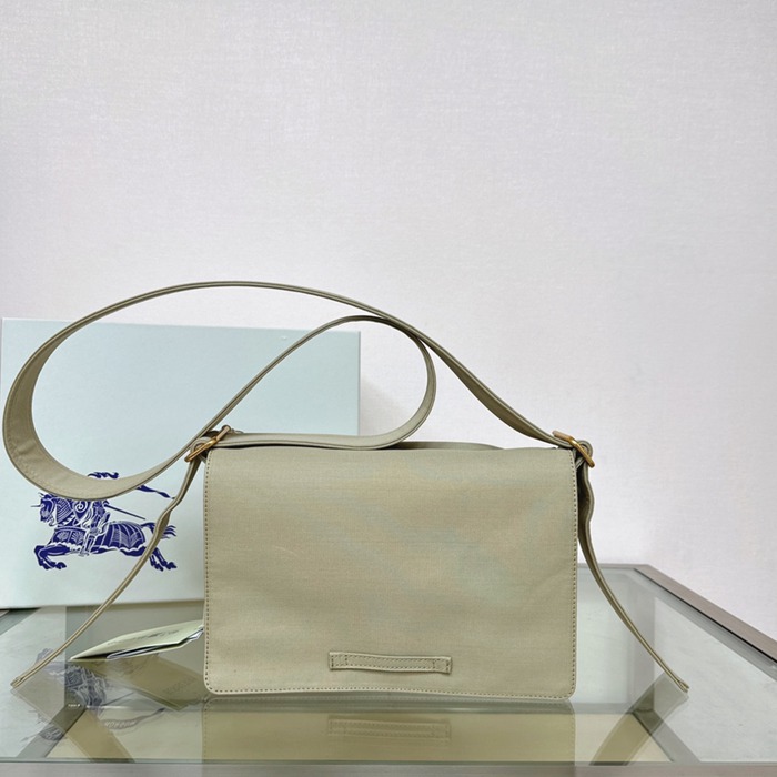 BURBERRY コットンブレンド斜め掛け トレンチ サイズ:25x16cm