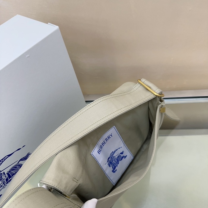 BURBERRY コットンブレンド斜め掛け トレンチ サイズ:25x16cm