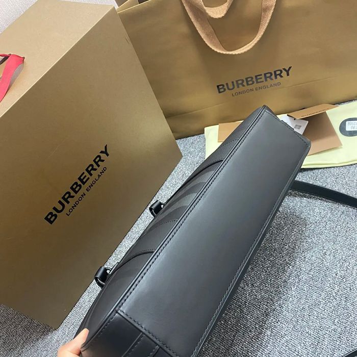 BURBERRY 7721 チェックブリーフケース サイズ:38x28cm