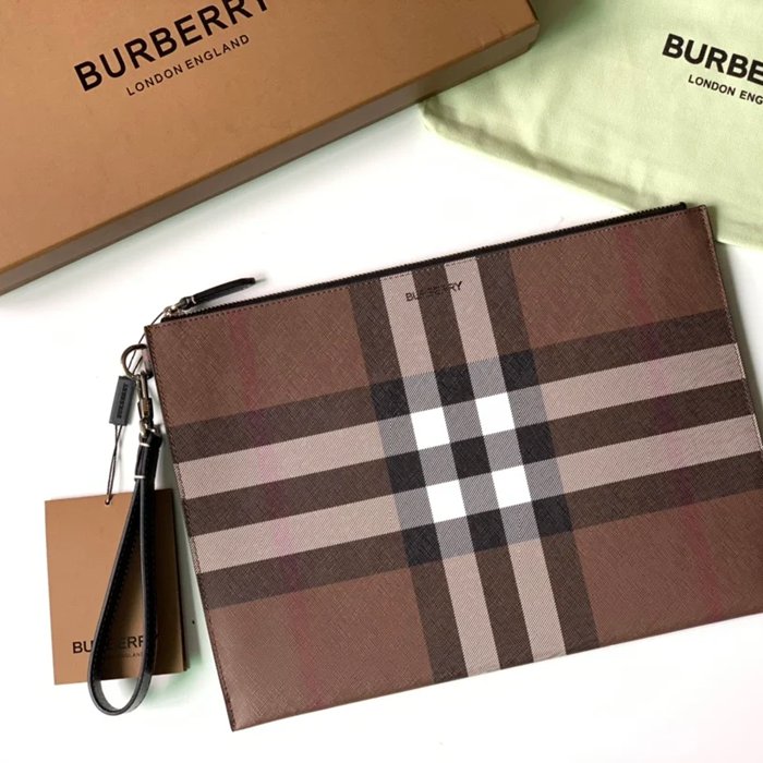 BURBERRY 大ヴィンテージチェックキャンバスジップポーチ サイズ:30x20cm