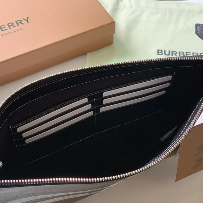 BURBERRY 大ヴィンテージチェックキャンバスジップポーチ サイズ:30x20cm