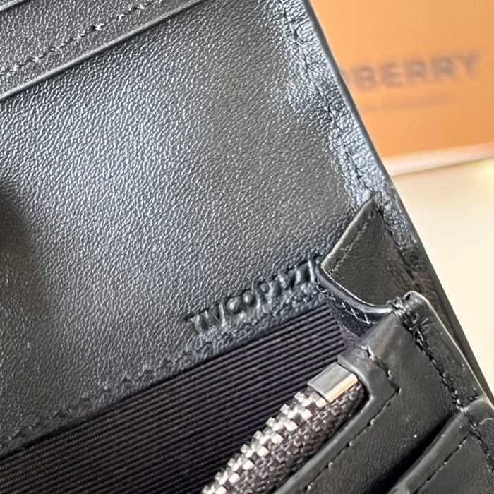 BURBERRY プレスチェックレザー長財布 サイズ:19x10cm