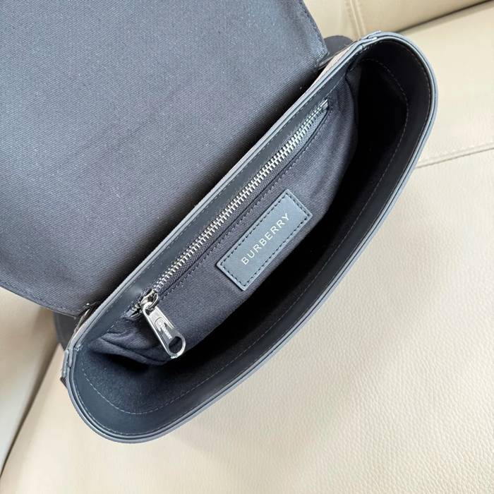 BURBERRY 2463 最新メッセンジャー サイズ:29x20x8.5cm