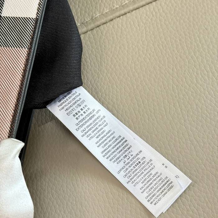 BURBERRY 2463 最新メッセンジャー サイズ:29x20x8.5cm