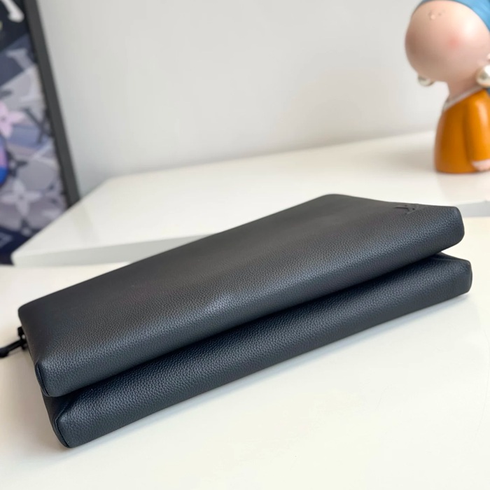 BURBERRY M25943 ポケットハンドバッグ デュオ サイズ:35.5x26x6.5cm