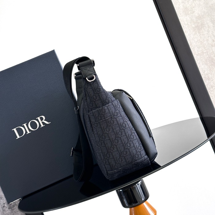 DIOR ライダーソフト餃子バッグ オブリーク 黒 サイズ:36x30.5x14.5cm