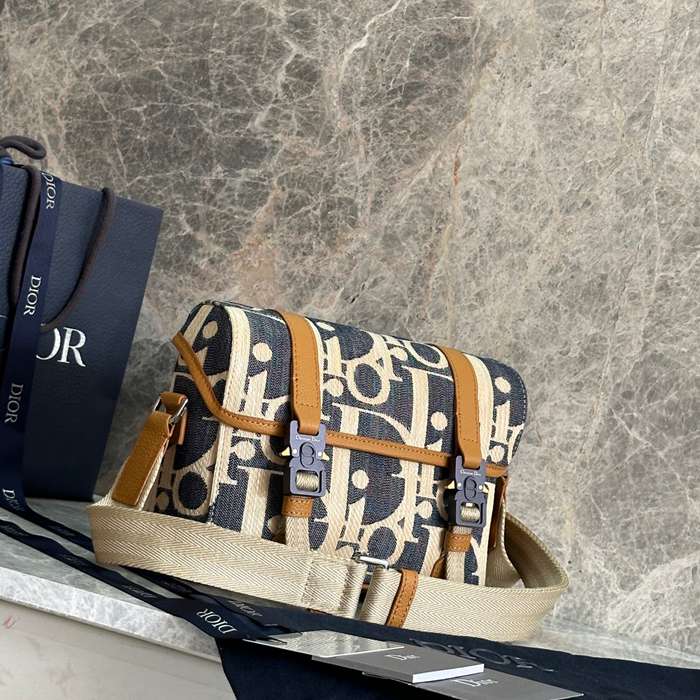 DIOR フラップメッセンジャー 酒椰葉効果オブリーク サイズ:24x18cm