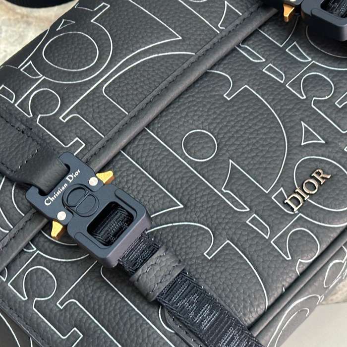 DIOR フラップメッセンジャー ディオールグラビティアウトライン サイズ:24x18cm