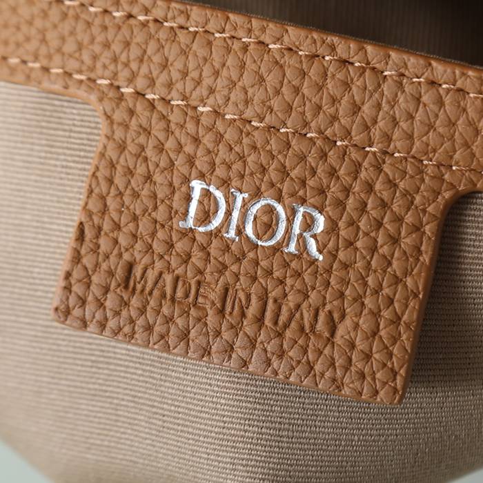 DIOR サドルメッセンジャー 酒椰葉効果オブリーク サイズ:24x16.5x5.5cm