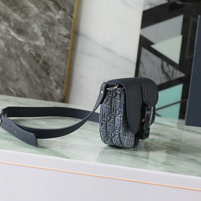 DIOR サドルメッセンジャー オブリーク 青 サイズ:20x13.5x5.5cm