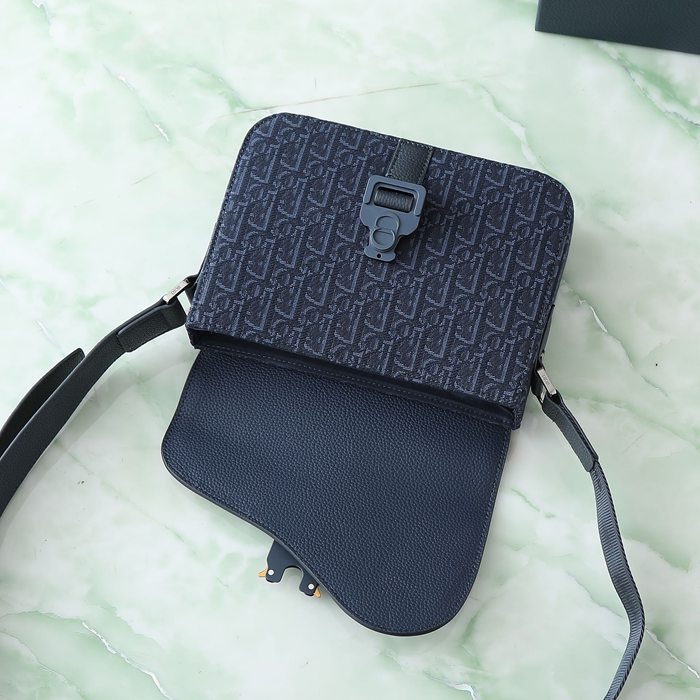 DIOR サドルメッセンジャー オブリーク ネイビー サイズ:23x18cm