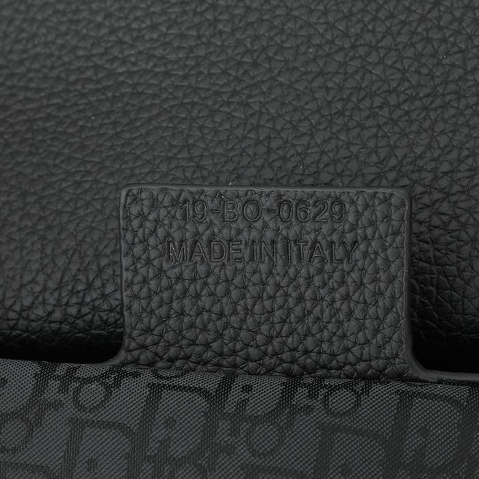 DIOR サドルメッセンジャー 粒面牛皮革 サイズ:24x16.5x5.5cm