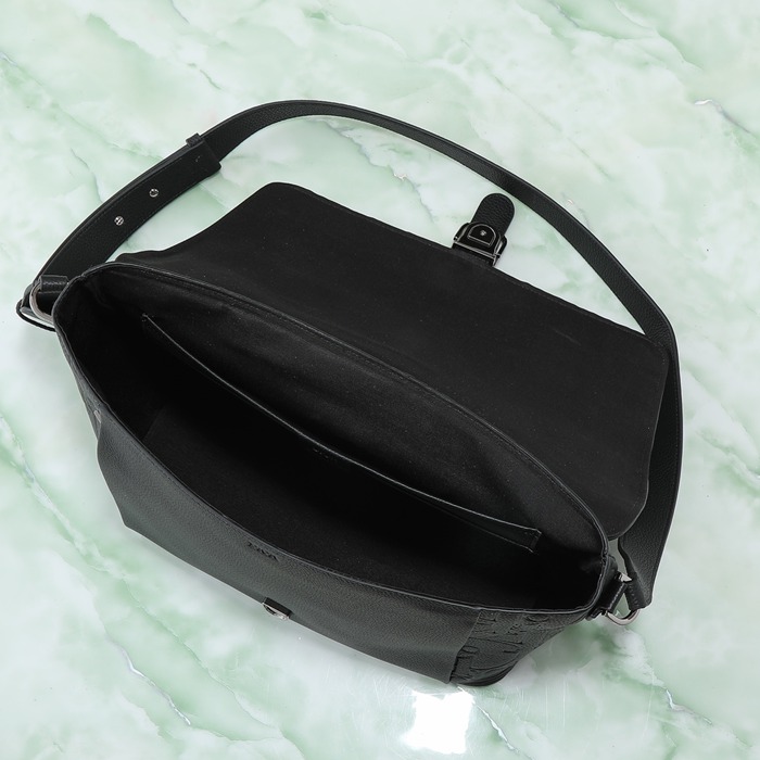DIOR ディオールデイリー フラップメッセンジャー 中 サイズ:31x25x13cm