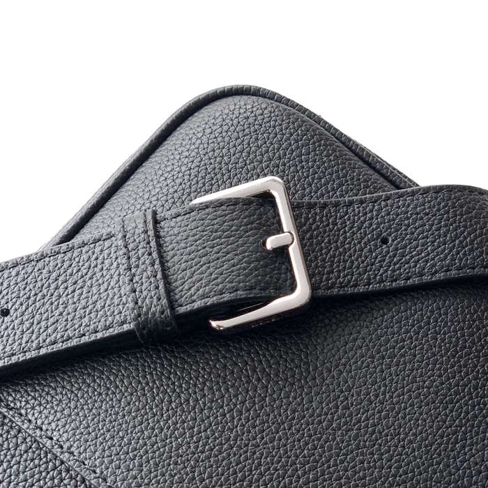 DIOR CDアイコン ジップメッセンジャー サイズ:24x16cm