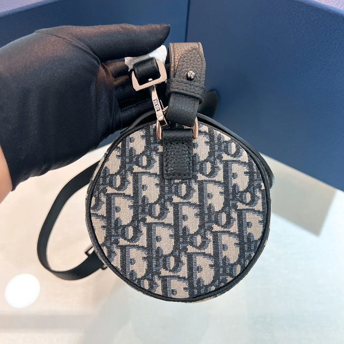 DIOR ローラーメッセンジャー モノグラム×レザー サイズ:21x12.5x12.5cm