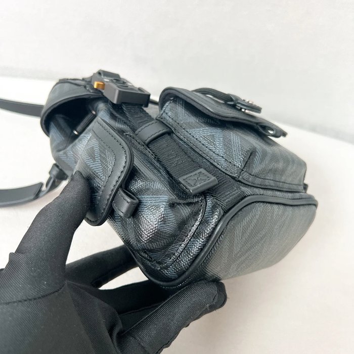 DIOR ヒットザロードミニリュック 黒ダイヤ サイズ:18.5x17.5cm