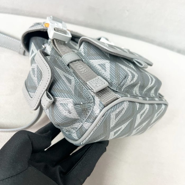 DIOR ヒットザロードミニリュック ダイヤモンド サイズ:18.5x17.5cm