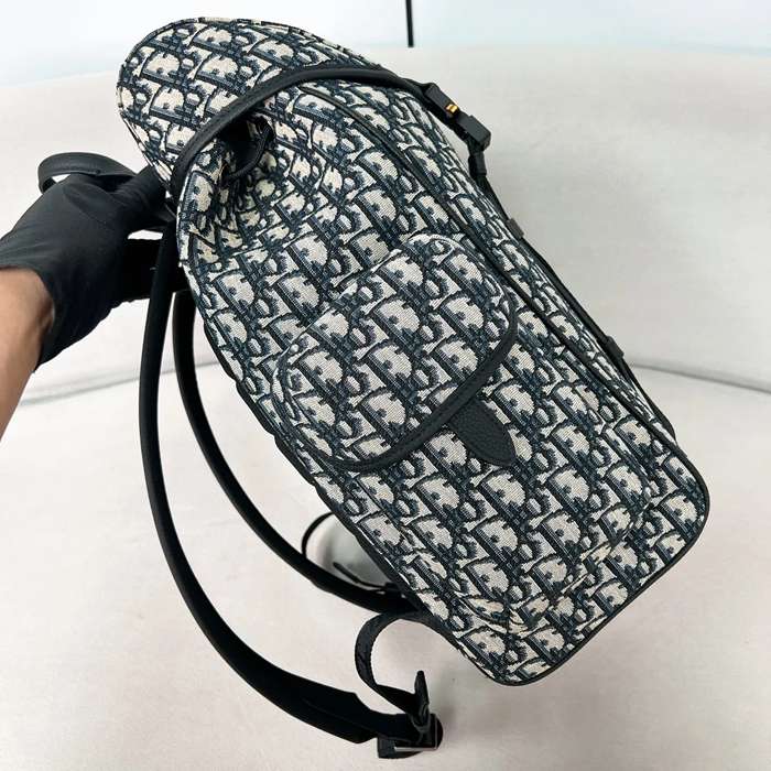 DIOR ヒットザロードフラップリュック モノグラム サイズ:43x33x16cm