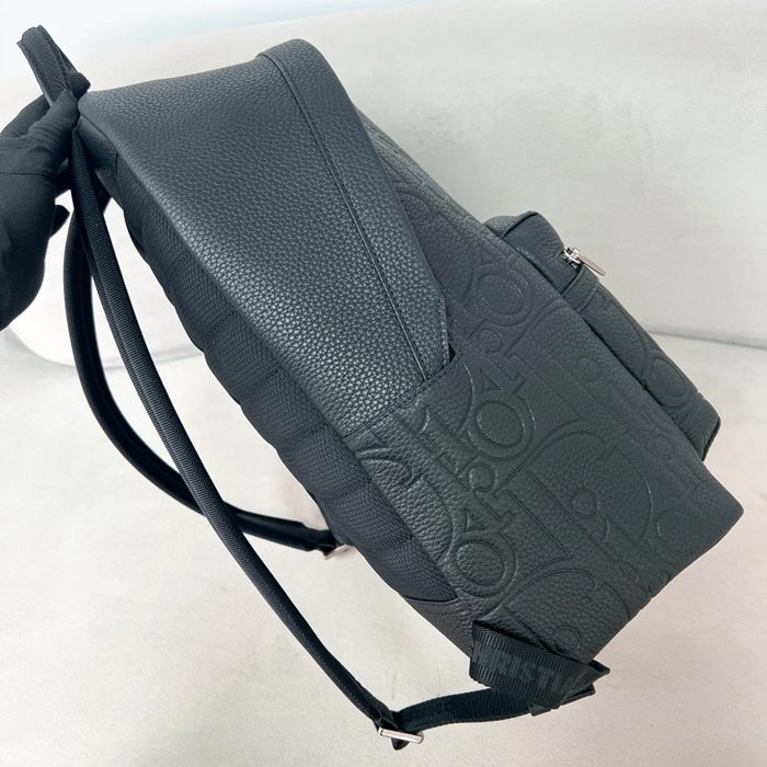 DIOR 黒牛皮リュック ライダー2.0 サイズ:40x31x18cm