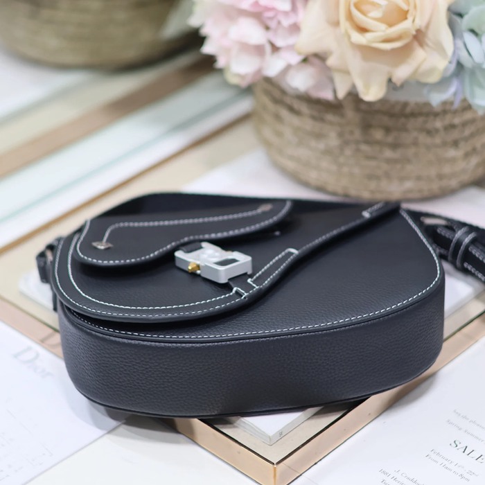 DIOR 325 プリント牛皮サドルフラップメッセンジャー サイズ:24x16.5x5.5cm