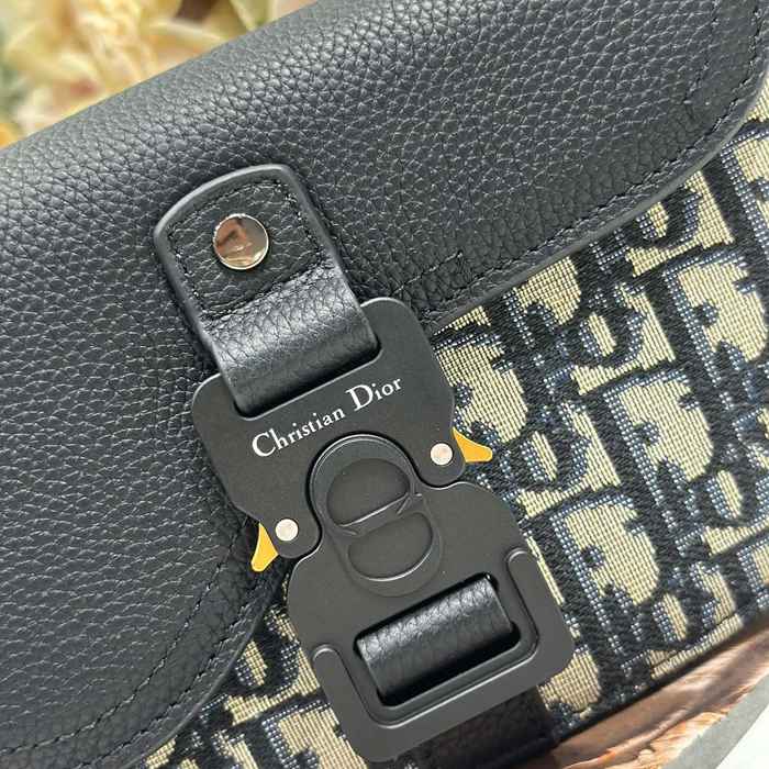 DIOR 435 プリント牛皮サドルフラップメッセンジャー 青布 サイズ:20x13.5x5.5cm