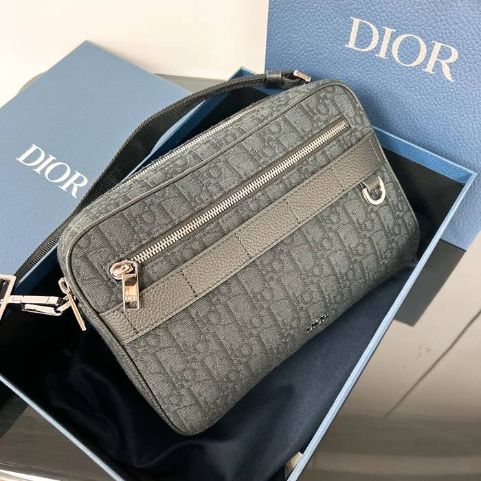 DIOR サファリメッセンジャー 大 サイズ:26x17cm