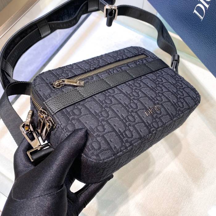DIOR サファリメッセンジャー オブリーク サイズ:22x15cm