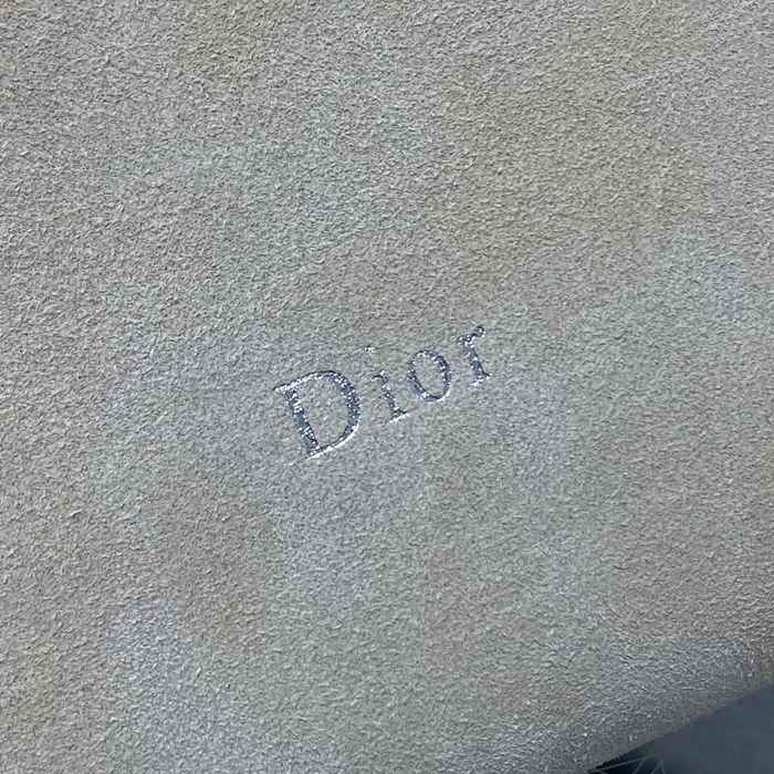 DIOR マット牛皮革バッグ ディオリー サイズ:31.5x25cm