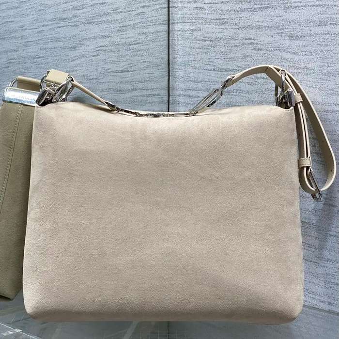 DIOR マット牛皮革バッグ ディオリー サイズ:31.5x25cm