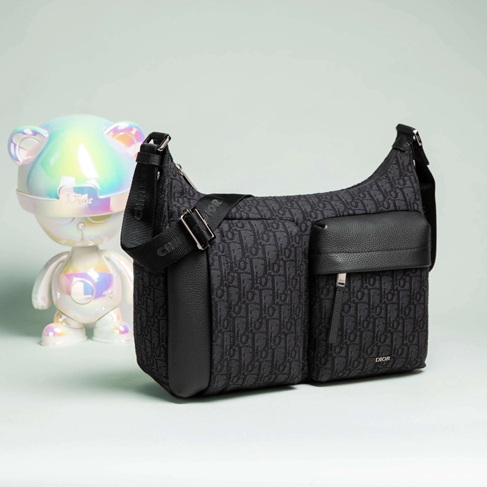 DIOR プリント餃子バッグ ライダーソフト サイズ:36x30.5x14.5cm