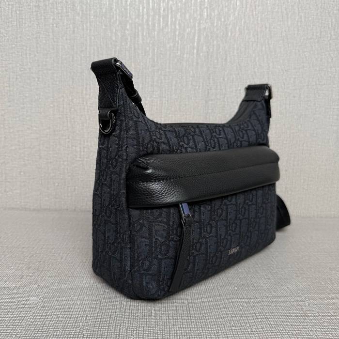 DIOR 餃子バッグ ライダーソフト サイズ:25x22cm